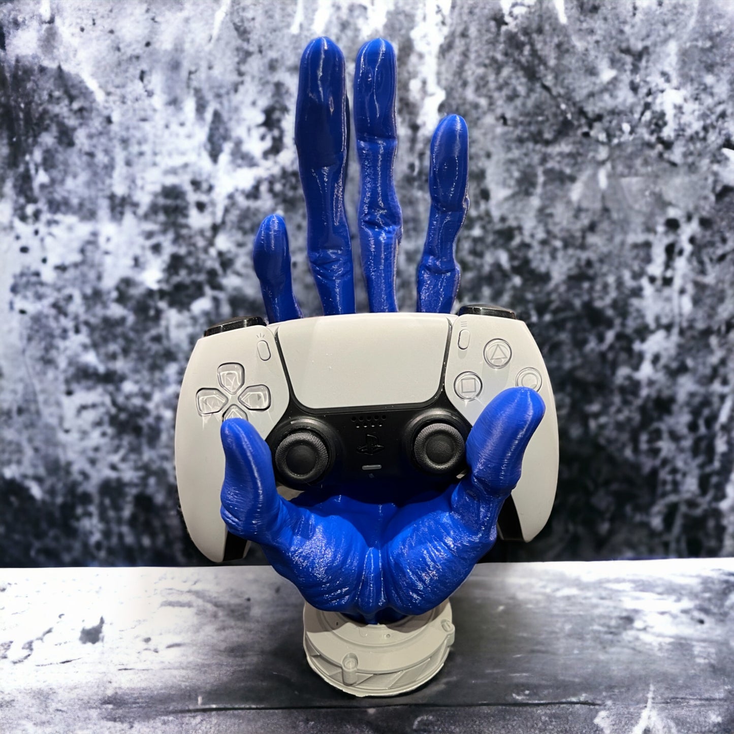 Alien Hand Controller Stand 3D Printed