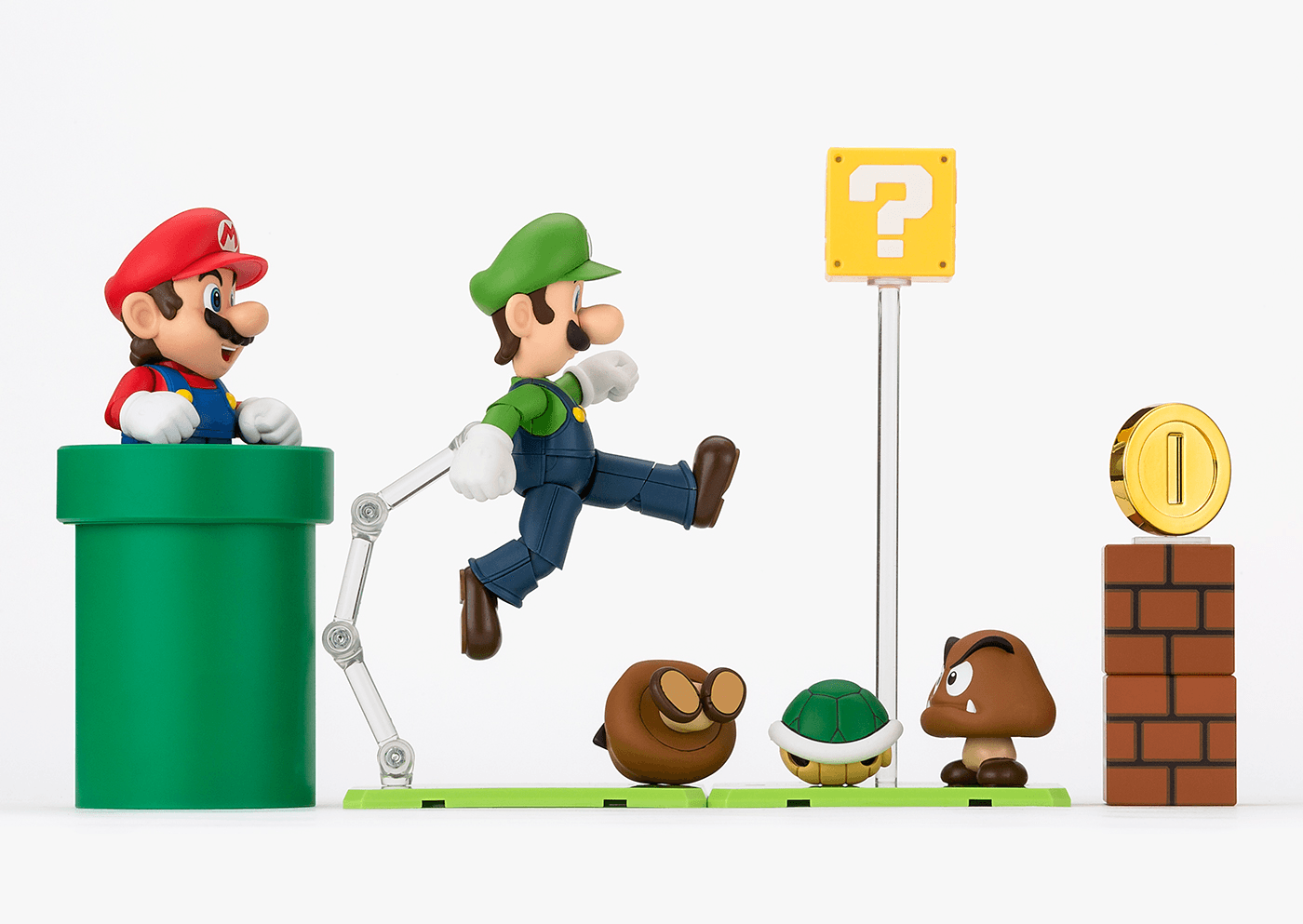 S.H.Figuarts Super Mario - Super Mario Playset