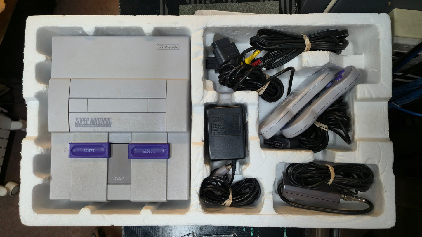 Super Nintendo Entertainment System (SNES) 2 Player Super Mario World Bundle