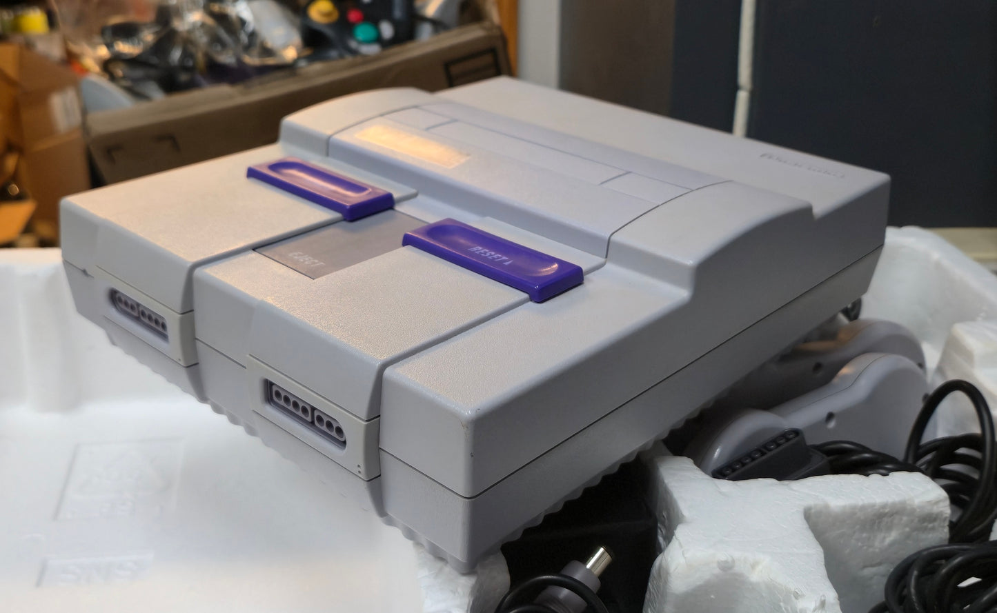 Super Nintendo Entertainment System (SNES) 2 Player Super Mario World Bundle