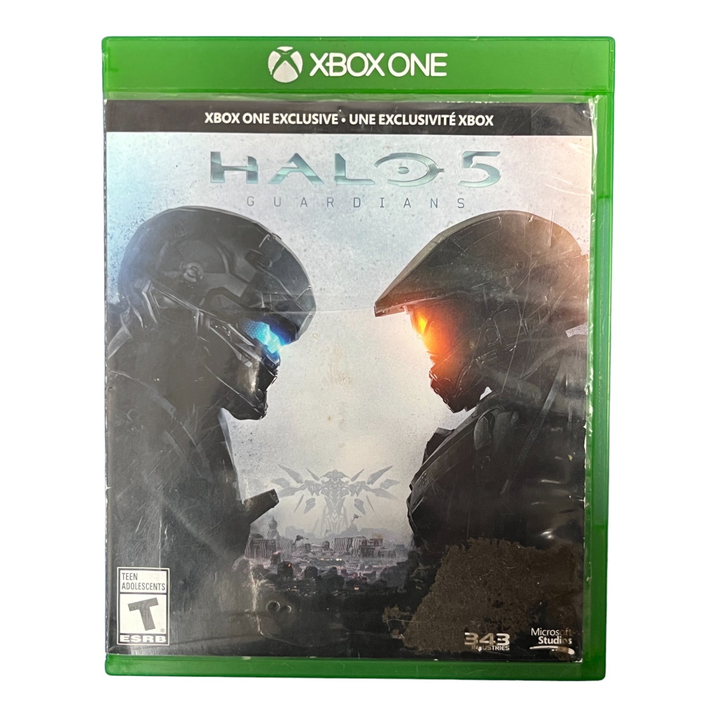 Halo 5 Guardians game case for Xbox One with two characters facing each other on a white background