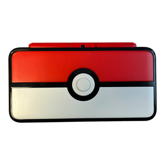 Nintendo 2DS XL Pokeball