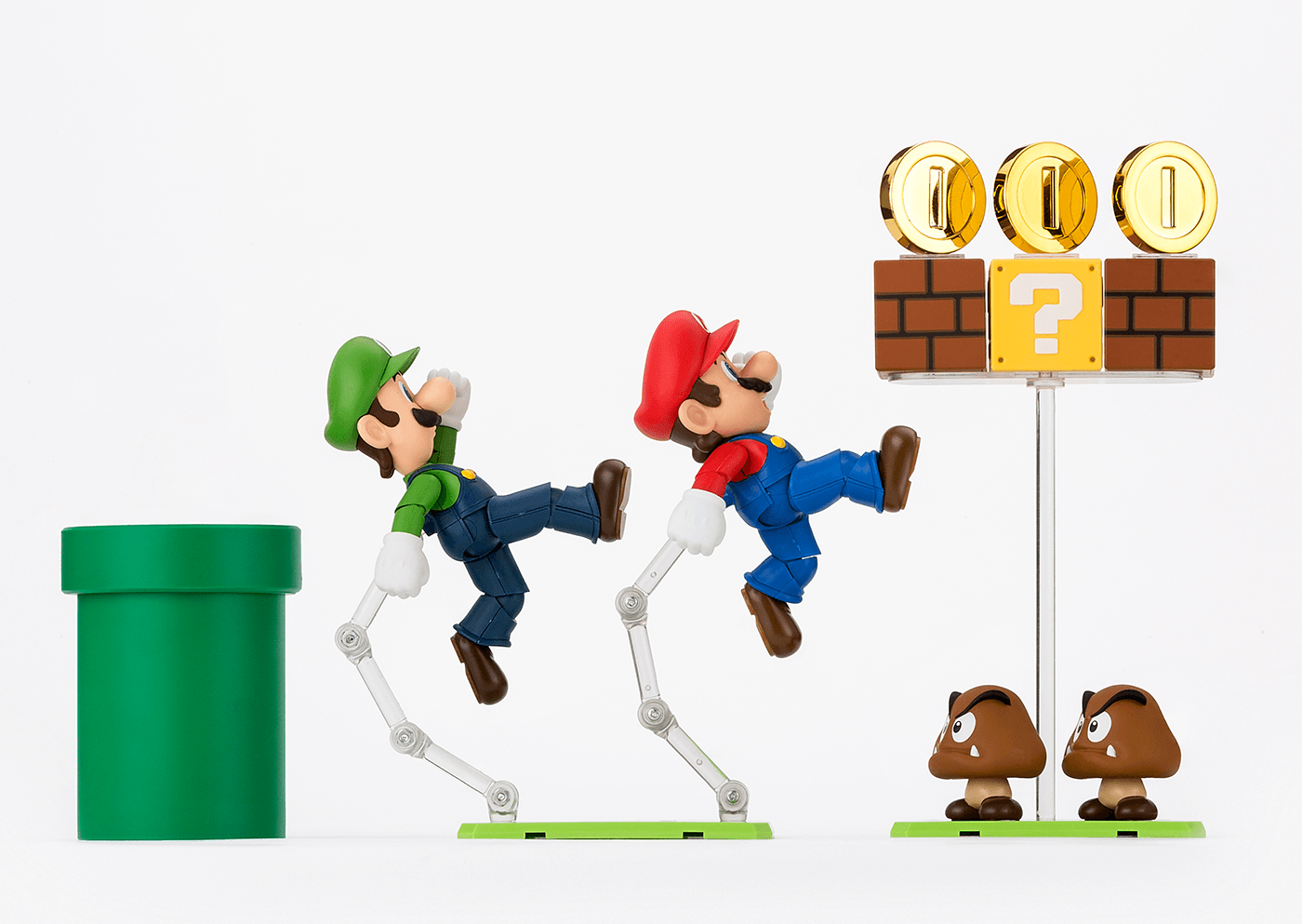 S.H.Figuarts Super Mario - Super Mario Playset